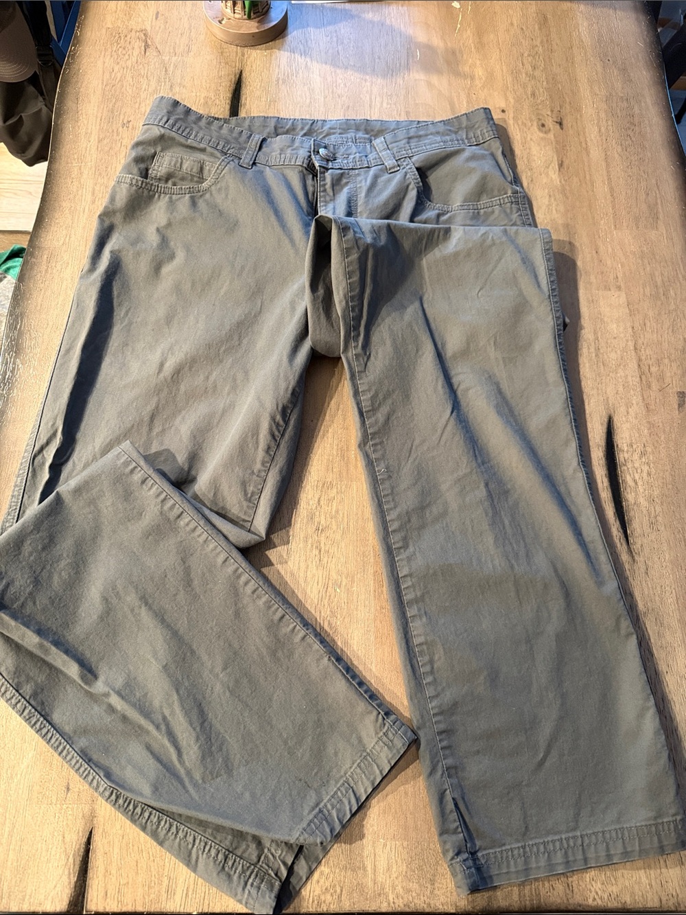 Columbia Men’s Gray Rapid River PantsSize 32x32